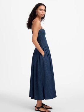 Madewell Smocked Maxi Dress in Rinse Wash
